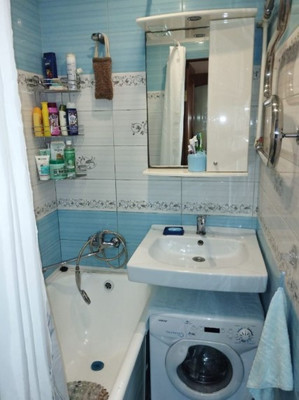 Продам трехкомнатную (3-комн.) квартиру, Коммунистический пр-кт, 258, Ростов-на-Дону г