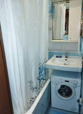 Продам трехкомнатную (3-комн.) квартиру, Коммунистический пр-кт, 258, Ростов-на-Дону г