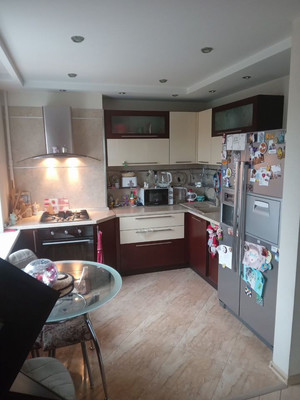 Продам трехкомнатную (3-комн.) квартиру, Коммунистический пр-кт, 28/1, Ростов-на-Дону г