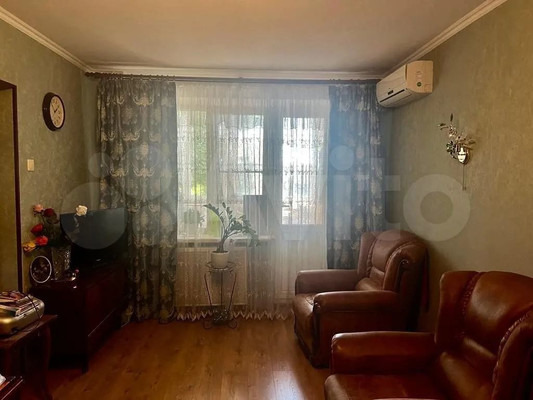 Продам трехкомнатную (3-комн.) квартиру, Туполева ул, 11, Ростов-на-Дону г