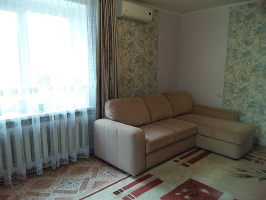 Продам двухкомнатную (2-комн.) квартиру, Добровольского ул, 32, Ростов-на-Дону г