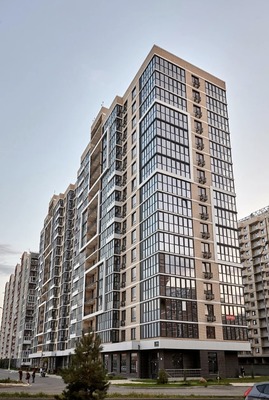 Продам двухкомнатную (2-комн.) квартиру, Западный Обход ул, 39к7, Краснодар г