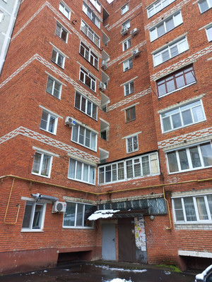 Продам многокомнатную квартиру, Чкалова ул, 61, Майкоп г