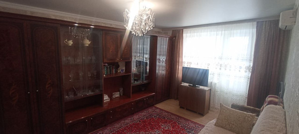Продам однокомнатную (1-комн.) квартиру, 12 Марта ул, 144к1, Майкоп г