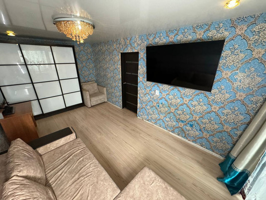 Продам двухкомнатную (2-комн.) квартиру, Юности б-р, 6к2, Комсомольск-на-Амуре г