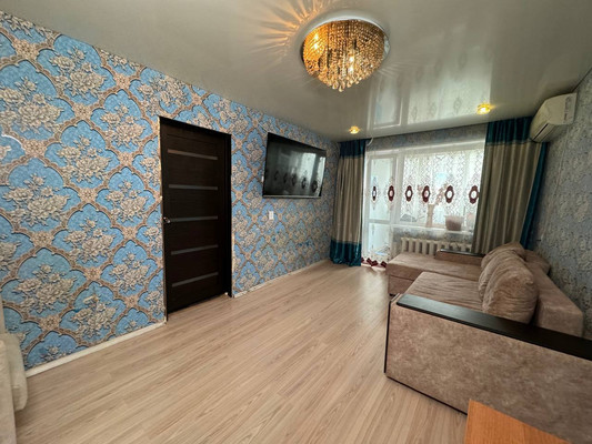 Продам двухкомнатную (2-комн.) квартиру, Юности б-р, 6к2, Комсомольск-на-Амуре г