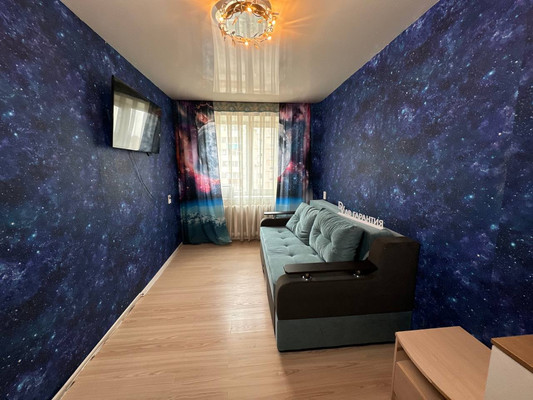 Продам двухкомнатную (2-комн.) квартиру, Юности б-р, 6к2, Комсомольск-на-Амуре г