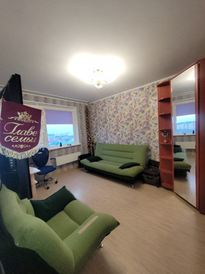 Сдам трехкомнатную (3-комн.) квартиру, Пермская ул, 8, Нижневартовск г