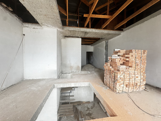 Продам трехкомнатную (3-комн.) квартиру, Шарданова ул, 46кв, Нальчик г