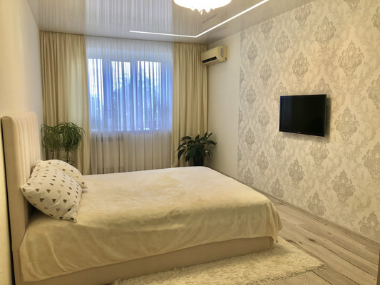 Продам двухкомнатную (2-комн.) квартиру, Лядова ул, 50а, Пенза г