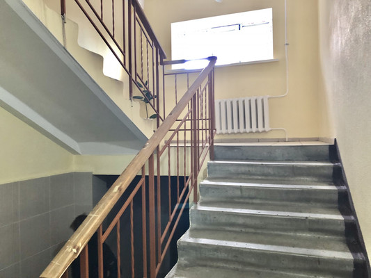 Продам двухкомнатную (2-комн.) квартиру, Лядова ул, 50а, Пенза г