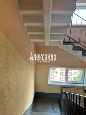 Продам трехкомнатную (3-комн.) квартиру, Щербакова ул, 4/18, Санкт-Петербург г