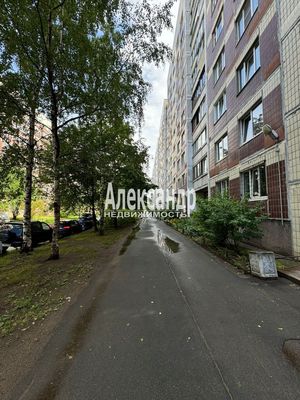 Продам трехкомнатную (3-комн.) квартиру, Щербакова ул, 4/18, Санкт-Петербург г