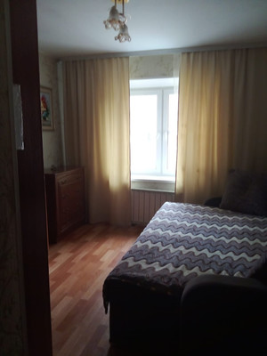 Продам двухкомнатную (2-комн.) квартиру, Свердлова ул, 40, Нижний Тагил г