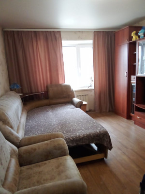 Продам двухкомнатную (2-комн.) квартиру, Свердлова ул, 40, Нижний Тагил г