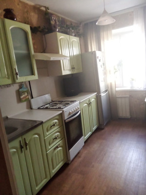 Продам двухкомнатную (2-комн.) квартиру, Свердлова ул, 40, Нижний Тагил г