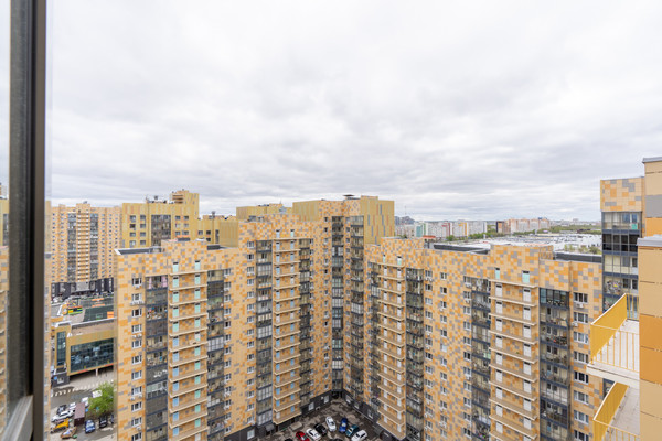 Продам двухкомнатную (2-комн.) квартиру, Победы пр-кт, 139ак2, Казань г