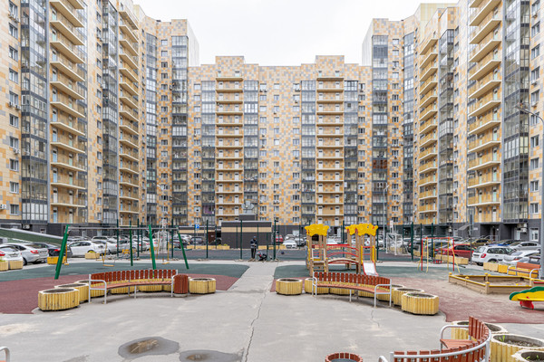 Продам двухкомнатную (2-комн.) квартиру, Победы пр-кт, 139ак2, Казань г