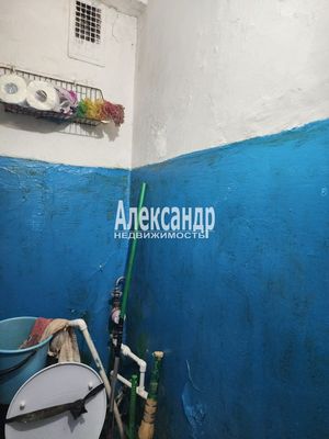 Продам двухкомнатную (2-комн.) квартиру, Калинина ул, 23, Приозерск г