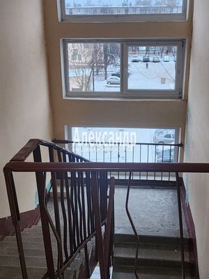 Продам двухкомнатную (2-комн.) квартиру, Калинина ул, 23, Приозерск г