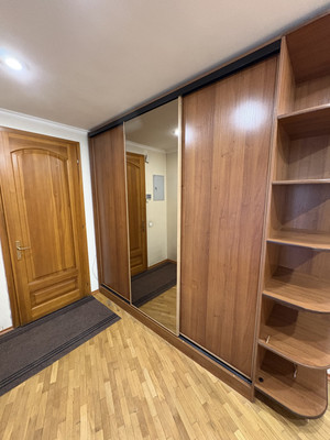 Продам трехкомнатную (3-комн.) квартиру, Гоголя ул, 38, Иркутск г