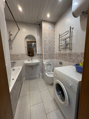 Продам трехкомнатную (3-комн.) квартиру, Гоголя ул, 38, Иркутск г