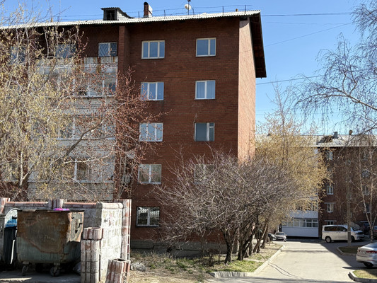 Продам трехкомнатную (3-комн.) квартиру, Гоголя ул, 38, Иркутск г
