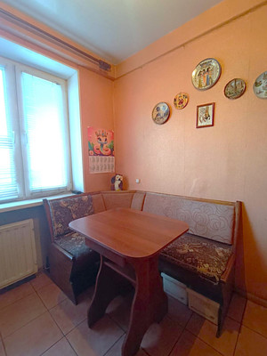Продам двухкомнатную (2-комн.) квартиру, Индустриальный пр-кт, 36А, Санкт-Петербург г