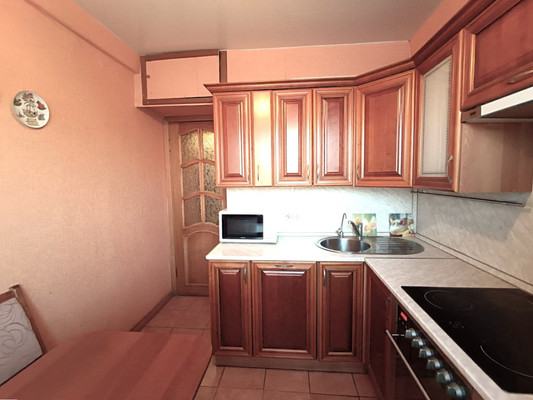Продам двухкомнатную (2-комн.) квартиру, Индустриальный пр-кт, 36А, Санкт-Петербург г
