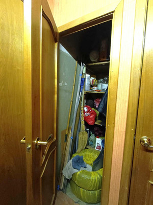 Продам двухкомнатную (2-комн.) квартиру, Индустриальный пр-кт, 36А, Санкт-Петербург г