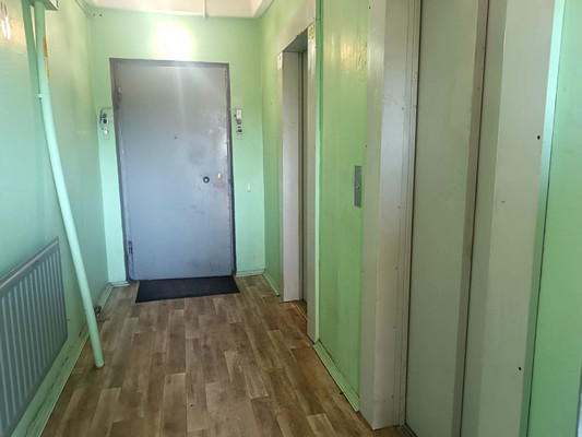 Продам двухкомнатную (2-комн.) квартиру, Индустриальный пр-кт, 36А, Санкт-Петербург г