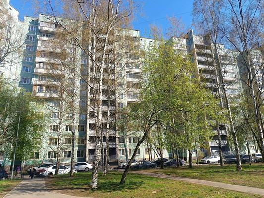 Продам двухкомнатную (2-комн.) квартиру, Индустриальный пр-кт, 36А, Санкт-Петербург г