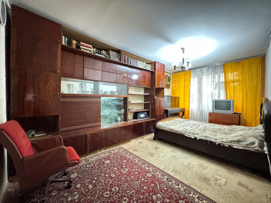 Продам двухкомнатную (2-комн.) квартиру, Самотечная ул, 37, Нальчик г