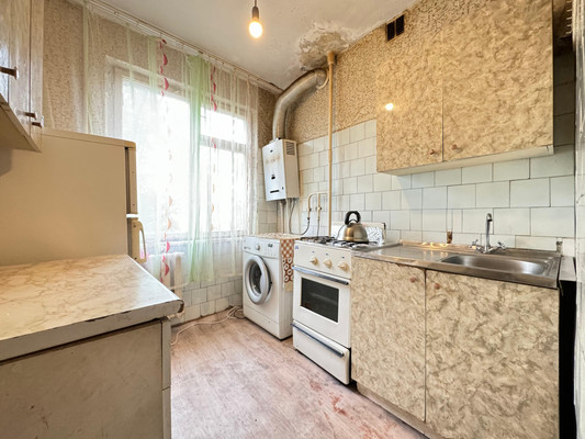 Продам двухкомнатную (2-комн.) квартиру, Самотечная ул, 37, Нальчик г