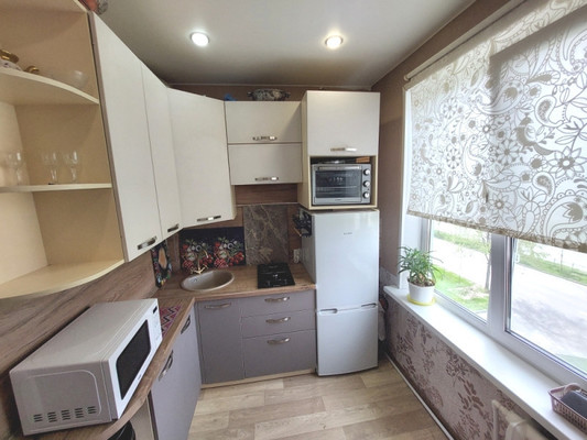 Продам двухкомнатную (2-комн.) квартиру, Кулахметова ул, 14, Казань г