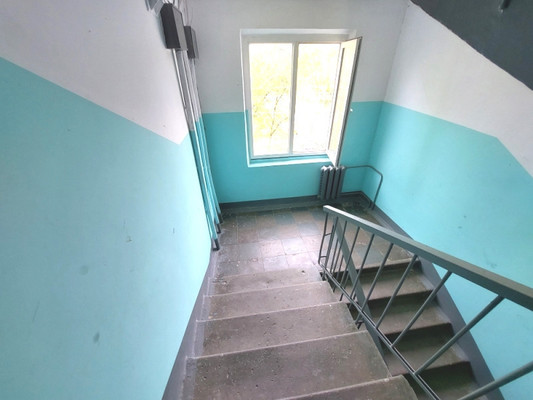 Продам двухкомнатную (2-комн.) квартиру, Кулахметова ул, 14, Казань г