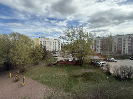 Продам однокомнатную (1-комн.) квартиру, Подъезд к г. Колпино дор, 42, Тельмана п