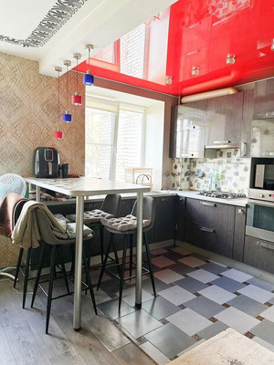 Продам трехкомнатную (3-комн.) квартиру, Верности ул, 13а, Санкт-Петербург г