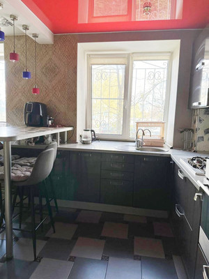 Продам трехкомнатную (3-комн.) квартиру, Верности ул, 13а, Санкт-Петербург г