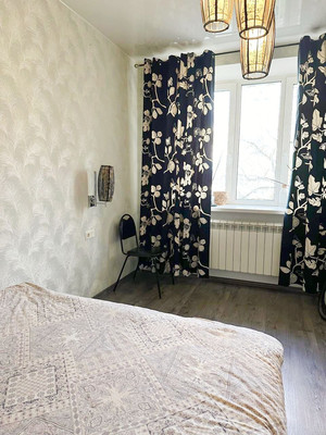 Продам трехкомнатную (3-комн.) квартиру, Верности ул, 13а, Санкт-Петербург г
