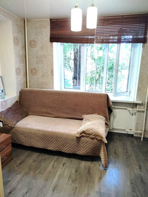 Продам трехкомнатную (3-комн.) квартиру, Верности ул, 13а, Санкт-Петербург г