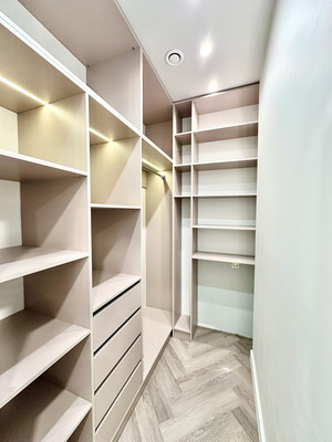 Продам трехкомнатную (3-комн.) квартиру, Ленинградский пр-кт, 36к39, Москва г