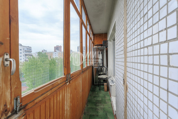 Продам двухкомнатную (2-комн.) квартиру, Новосибирская ул, 6к1, Москва г