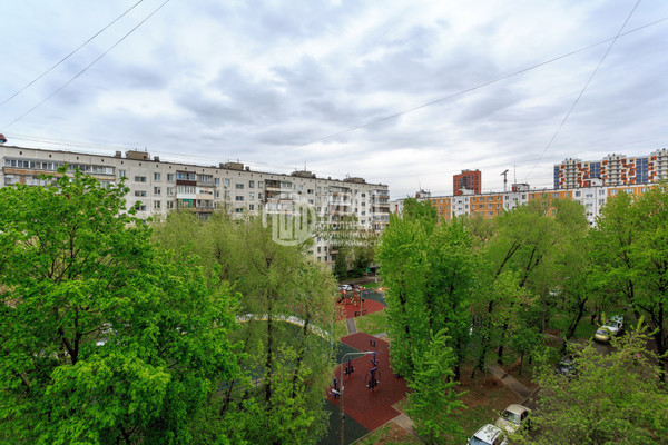 Продам двухкомнатную (2-комн.) квартиру, Новосибирская ул, 6к1, Москва г