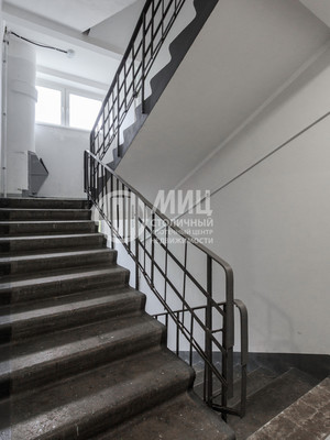 Продам двухкомнатную (2-комн.) квартиру, Новосибирская ул, 6к1, Москва г