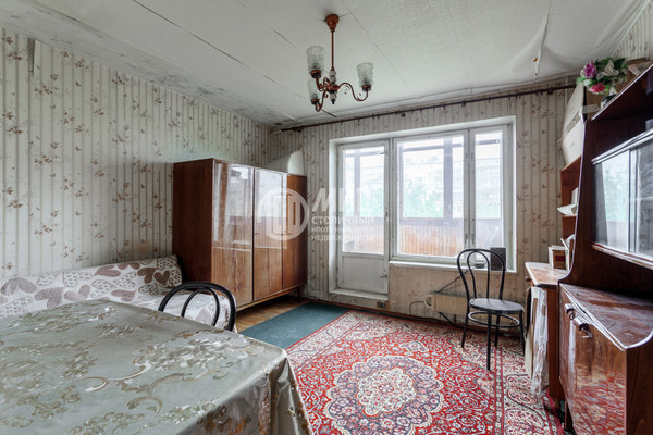 Продам двухкомнатную (2-комн.) квартиру, Новосибирская ул, 6к1, Москва г