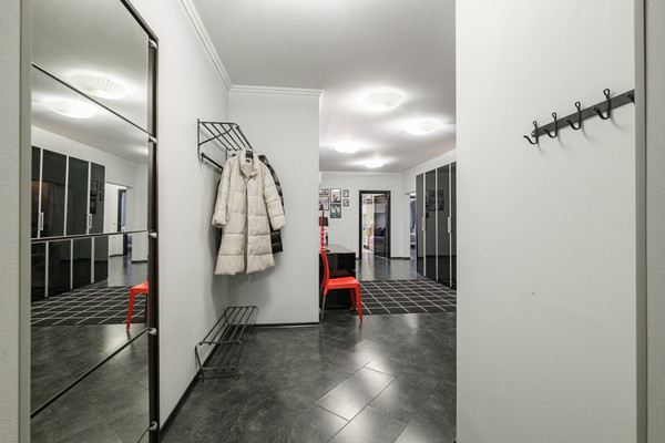 Продам трехкомнатную (3-комн.) квартиру, Варшавская ул, 23Ак2, Санкт-Петербург г