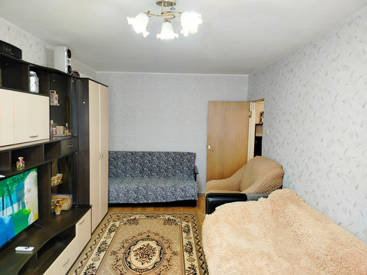 Продам двухкомнатную (2-комн.) квартиру, Советская ул, 21а, Отрадное г