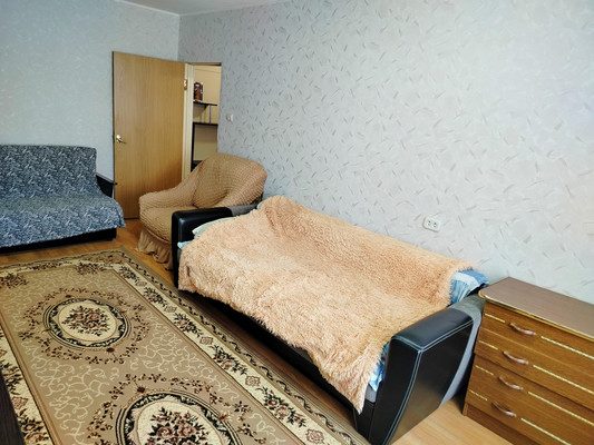 Продам двухкомнатную (2-комн.) квартиру, Советская ул, 21а, Отрадное г