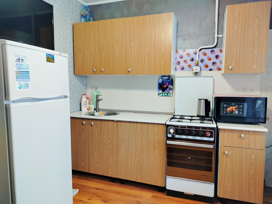 Продам двухкомнатную (2-комн.) квартиру, Советская ул, 21а, Отрадное г